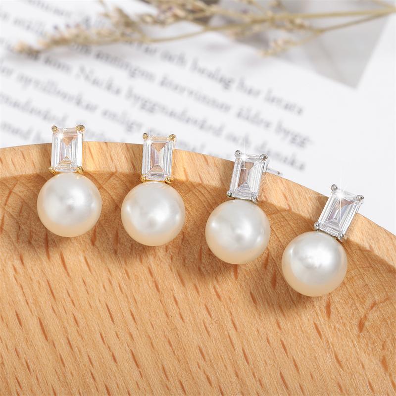 ZAKOL Cercei mici simpli și drăguți cu zirconiu pentru femei fete Cercei pătrați cu zirconiu strălucitori excelenți Zircon la modă pentru femei