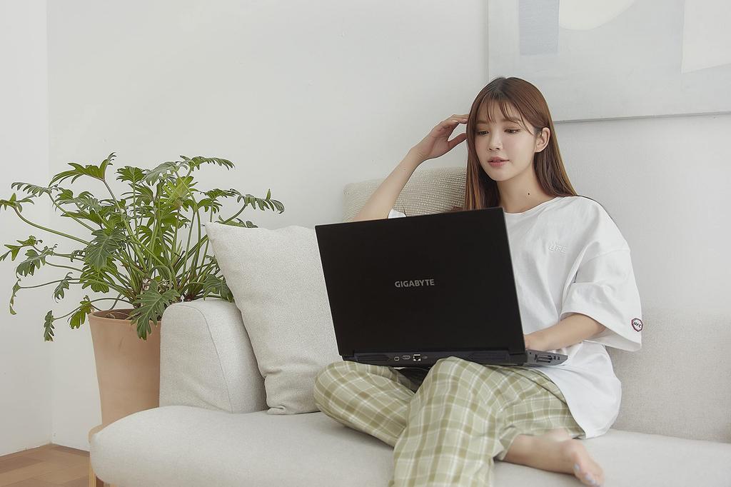 Mit RTX 3050 Ti GIGABYTE G5 Gaming-Laptop Zoll Win11 Home RTX3050 Ti 512G [Ausgestattete GPU] / 15.6 / (144Hz i5-11400H 8G2 SSD)