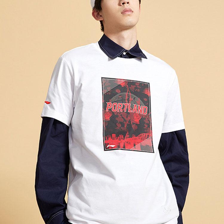 Li Ning Sports Basketball Series Casual Printed Round Neck Short Sleeve T-Shirt Men Tops Standard-White AHSQ219-4