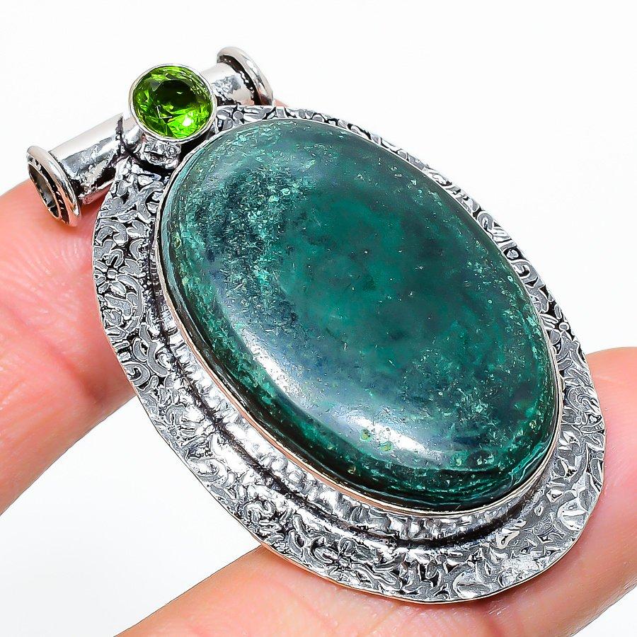 

Malachite, Peridot Gemstone Handmade Ethnic Jewelry Pendant 1.97 VR-1736