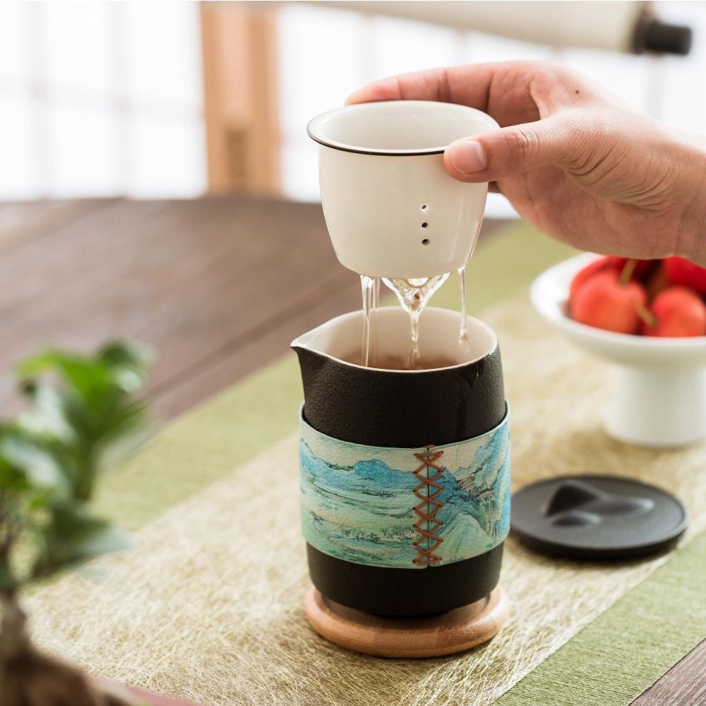 Qianlijiangshan Portable Kung Fu Tea Set Ceramic Quick Tea Cup One Pot Three Cups