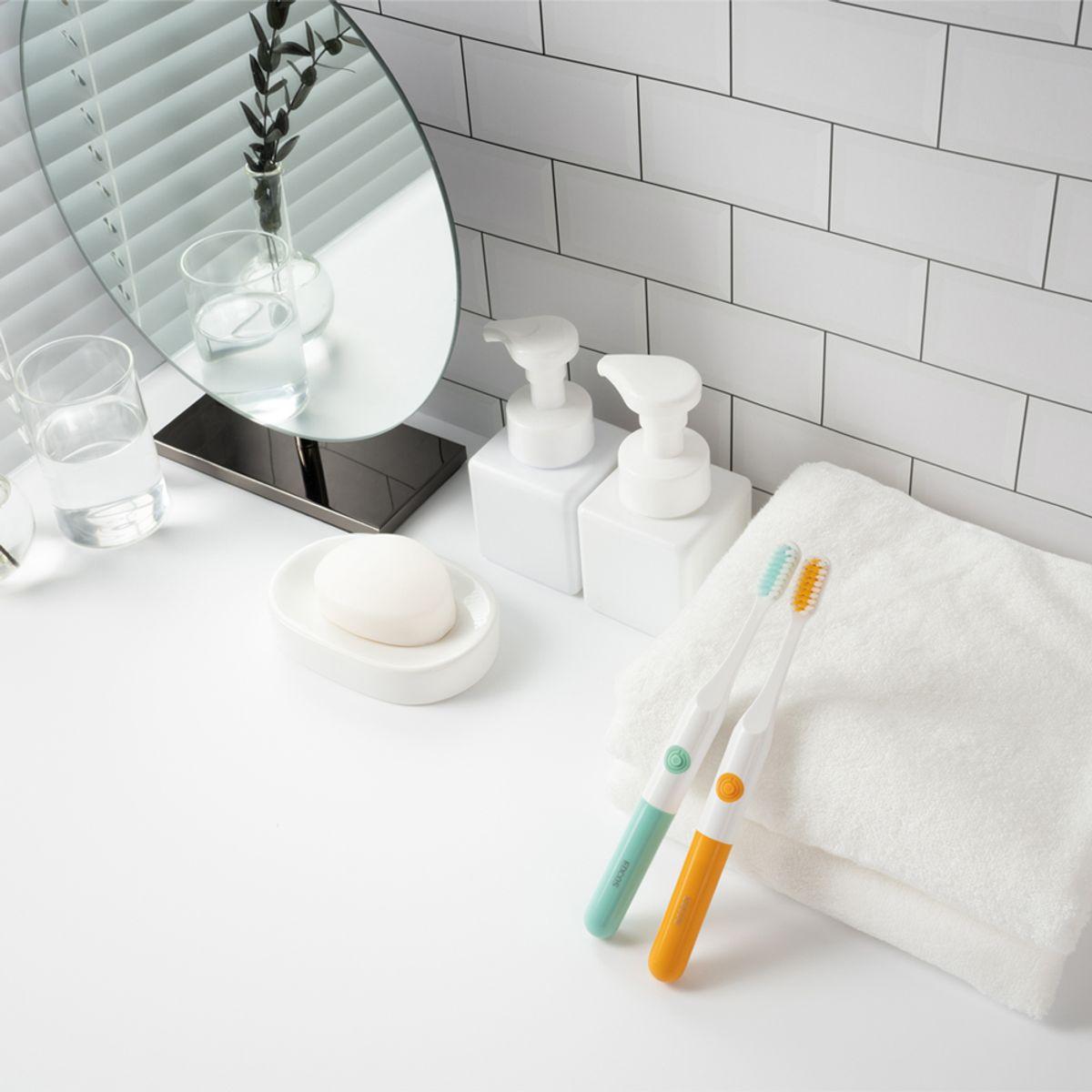 3 Sonic Mild electric toothbrushes