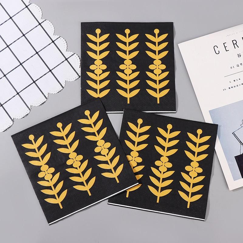 Jednorázový párty ubrousek dvojitá vrstva 20 kusů/balení Zlaté pšeničné klasy na černém pozadí