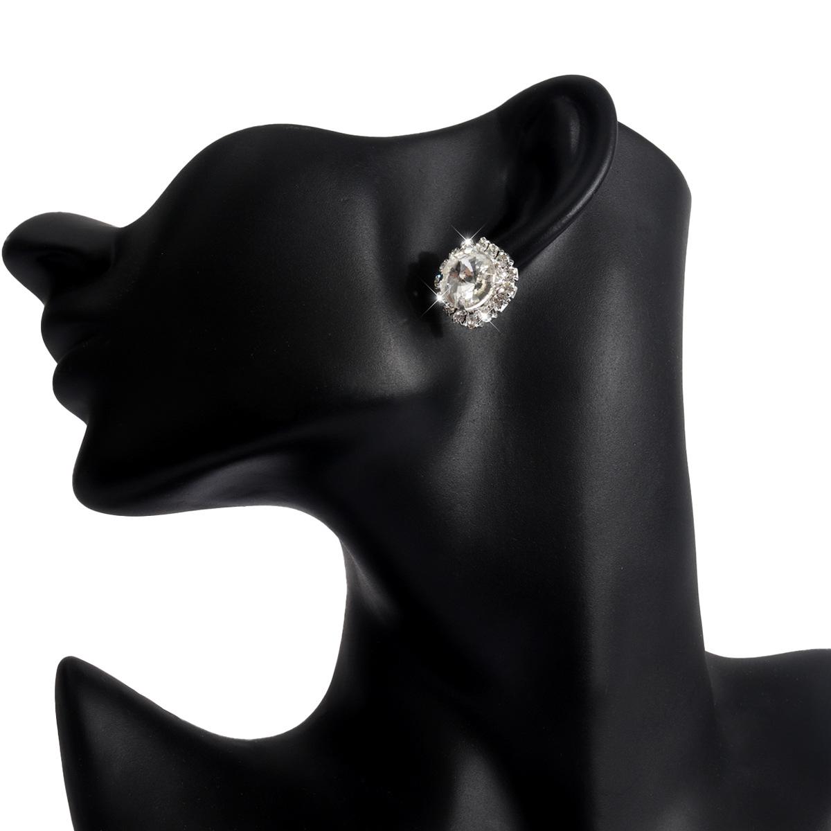 

Chic Rhinestone Square Earrings: Stylish European & American Design for Women