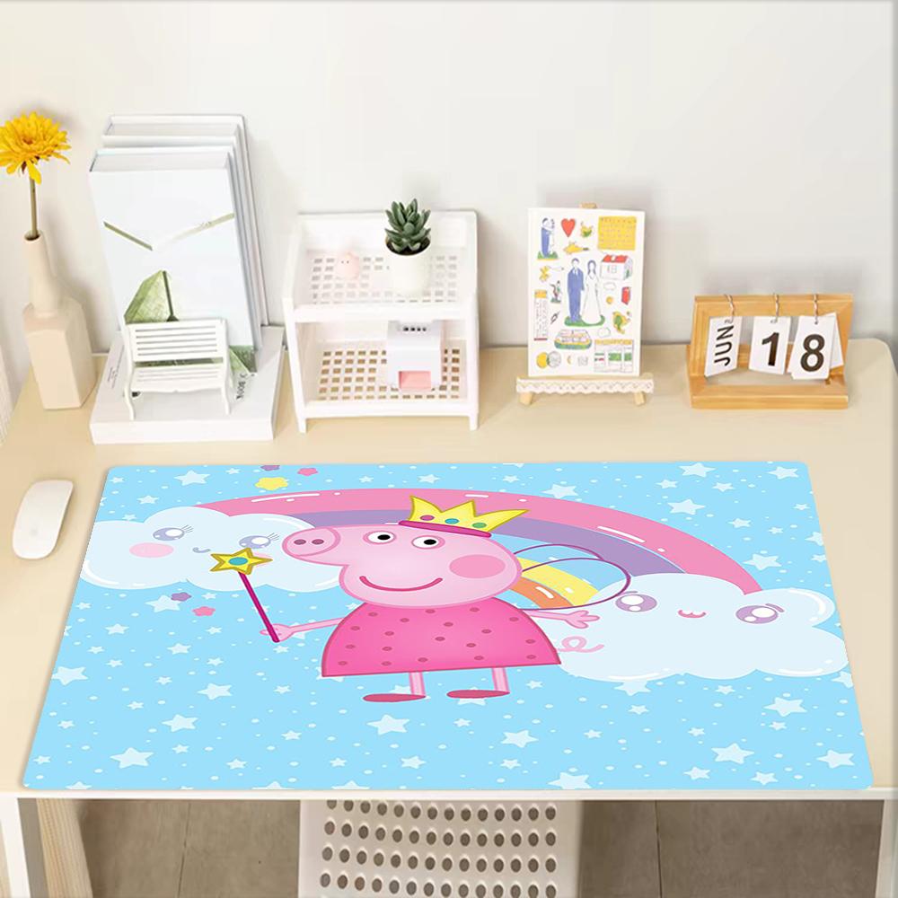 Peppa Pig Theme Mouse Pad, Non Slip Rubber Base, Multifunctional Office & Home Decor, Perfect for Workspace Personalization.