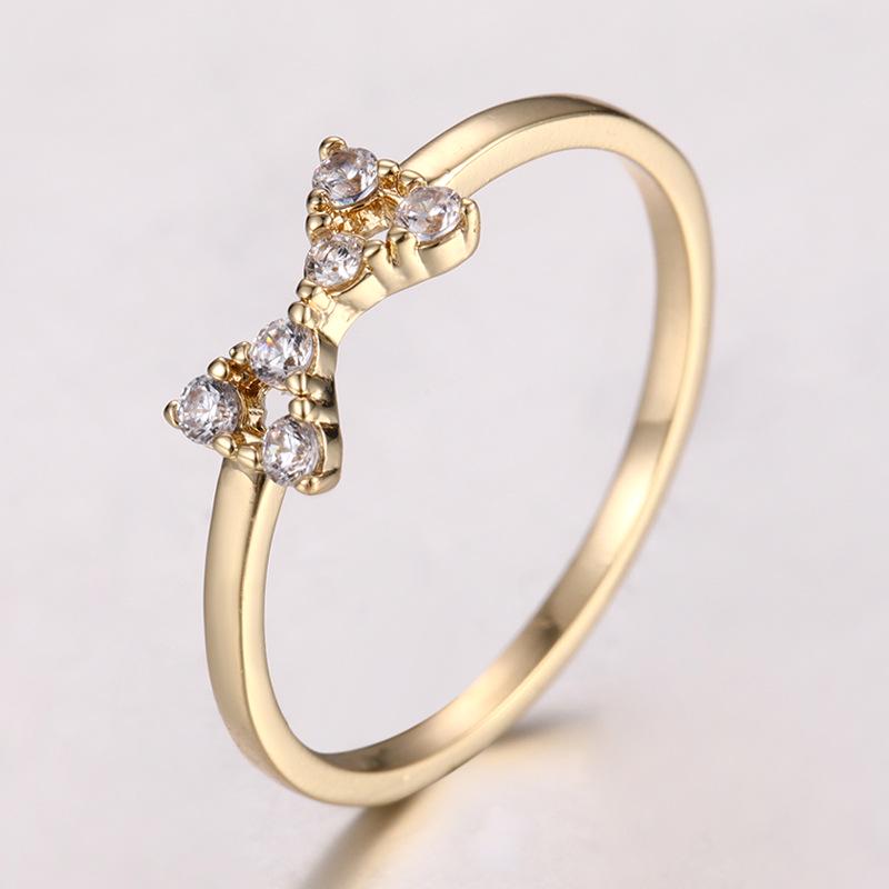 Kenjie Women's Retro Zircon-Inlaid Korean Ring, Exaggerated & Elegant with Exquisite Color Retention