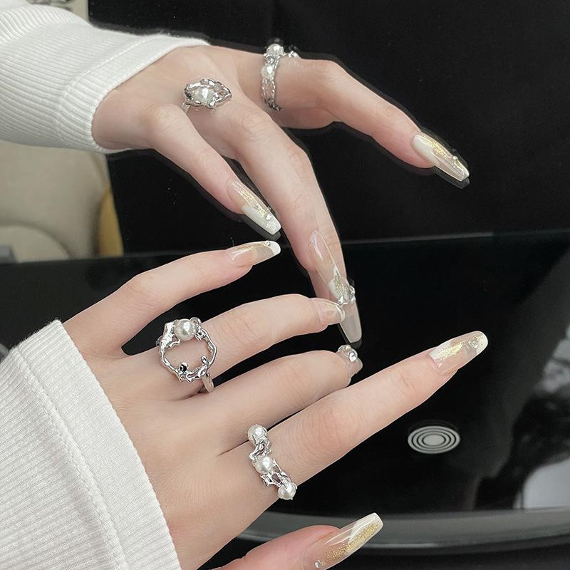 Niche Design French Pearl Ring Personality Women'S Folds Lava Cold Wind Advanced Sense Open Ring Tide