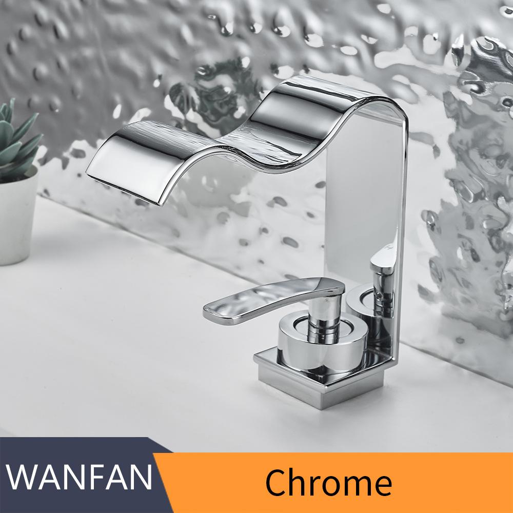 Luxury Brushed Gold Bathroom Sink Faucet Deck Mounted Hot Cold Brass Mixer Waterfall Basin Faucets Lavatory Washbasin Water Tap