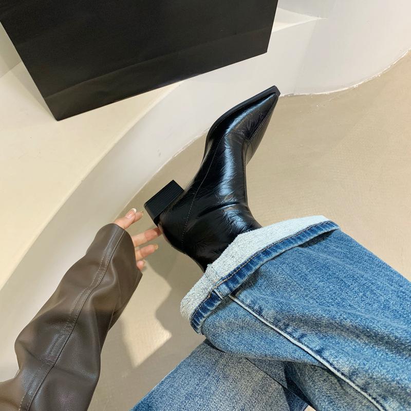 French Pointed Short Boots Women's Boots 2025 Autumn and Winter New Thick Heel Elastic Thin Boots Silver Thin Fashion Boots