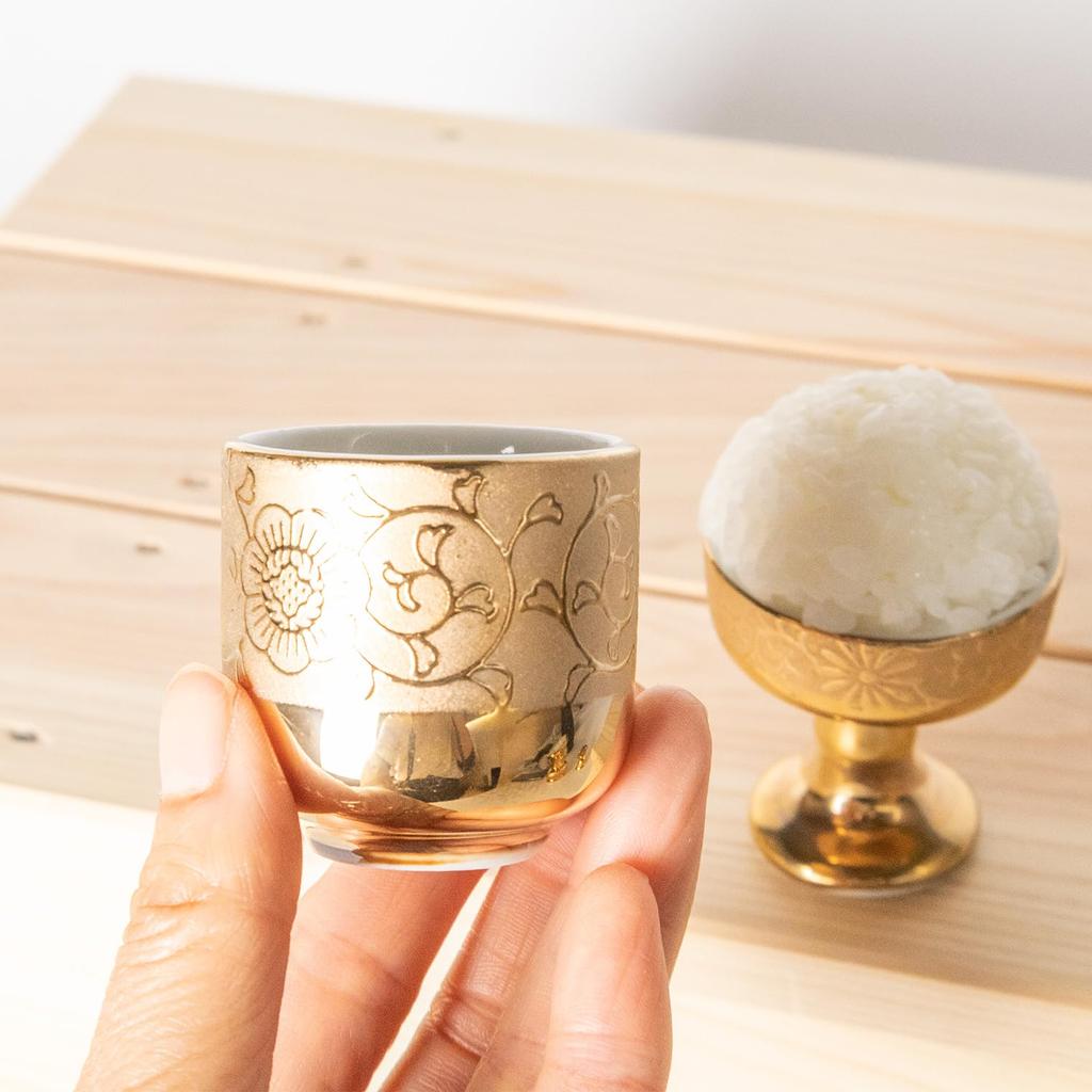 Ceramic Arte Buddhistische Altarzubehör, Gold Arabesken Design [1,4-Zoll Teetasse, Echte Goldoberfläche, Hergestellt in Japan], Durchmesser 4 x 4,5 cm, Keramik,