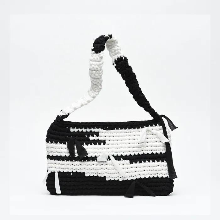 Becky Knit Bag_Black White