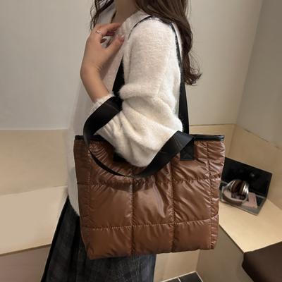 Τσάντα Tote Puffer Τσάντα Γυαλιστερή Φουσκωτή Χειραποσκευή Γυναικεία Καπιτονέ Ώμου Ελαφριά Κλείσιμο με Φερμουάρ Πορτοφόλι