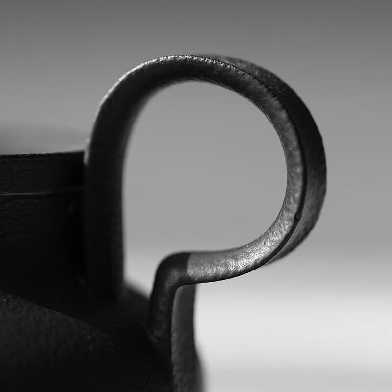 Wanqiantang Ceramic Tea Set - One Heart, One Mind Series