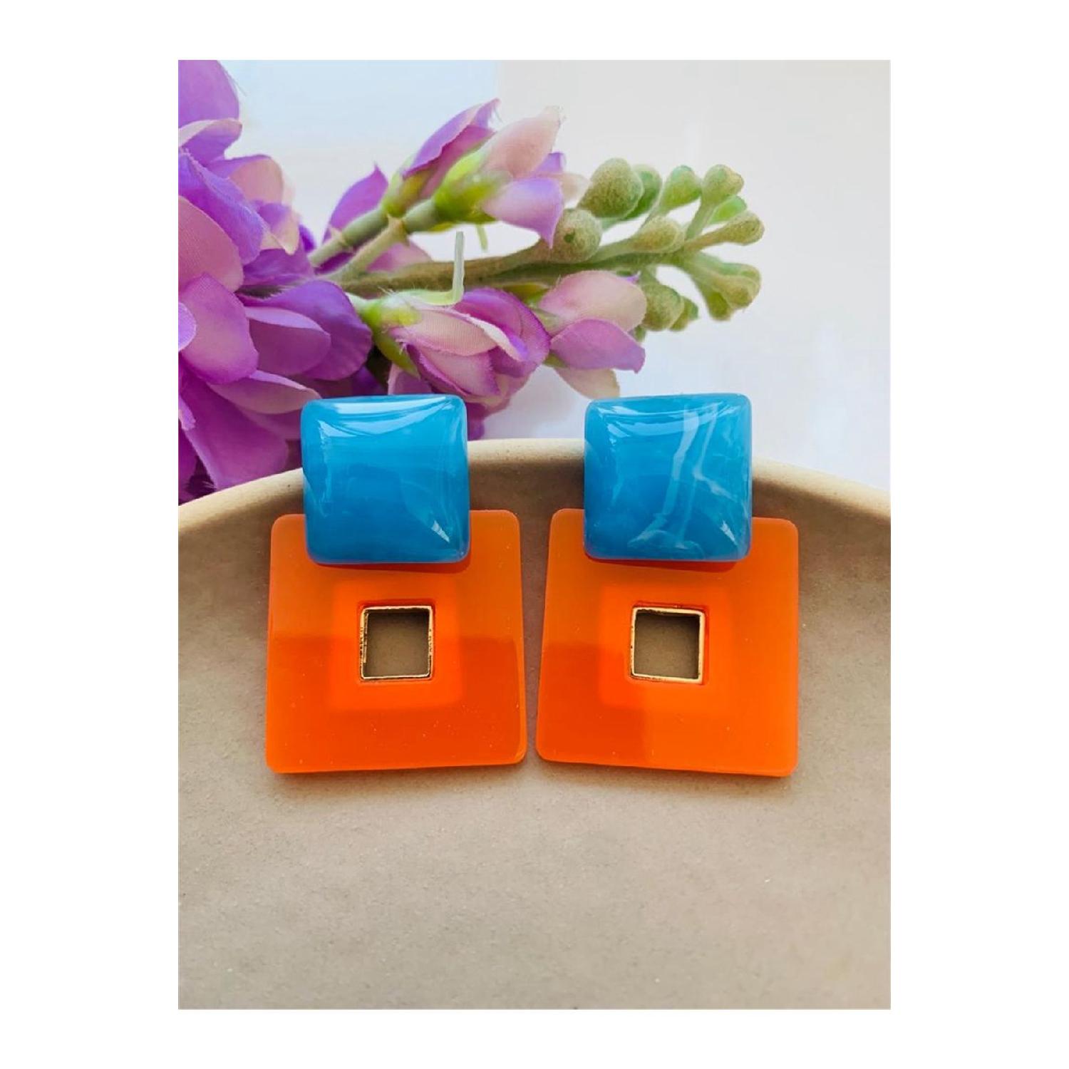 

Оранжево-синие квадратные серьги белый