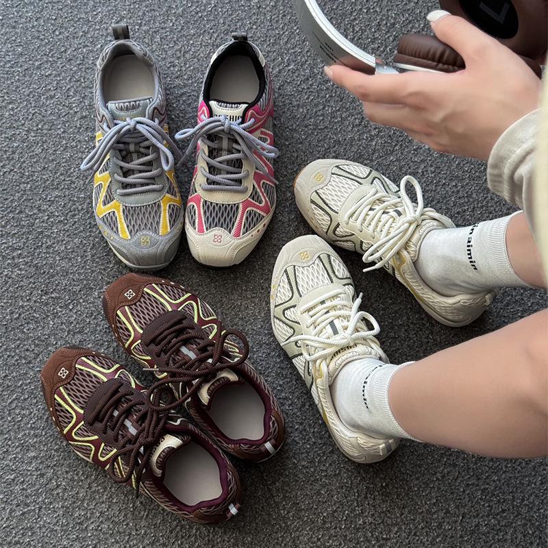 Fashion Women's Sneakers 2025 Summer Fashion Breathable Lace Up Running Shoes Outside Soft Soled Lightweight Comfortable Sneakers