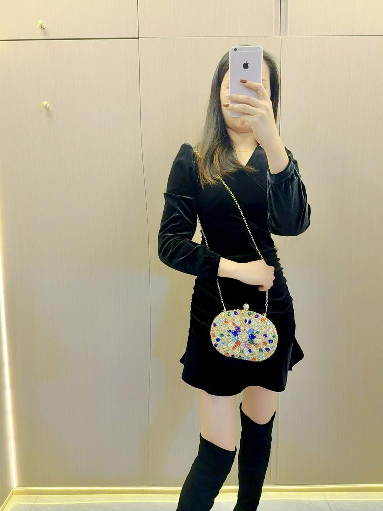 Promi-Abend-Clutch mit Strasssteinen für Damen mit strukturierten Diamanten – perfekt für Bankette und besondere Anlässe oder Cheongsam-Kleider.