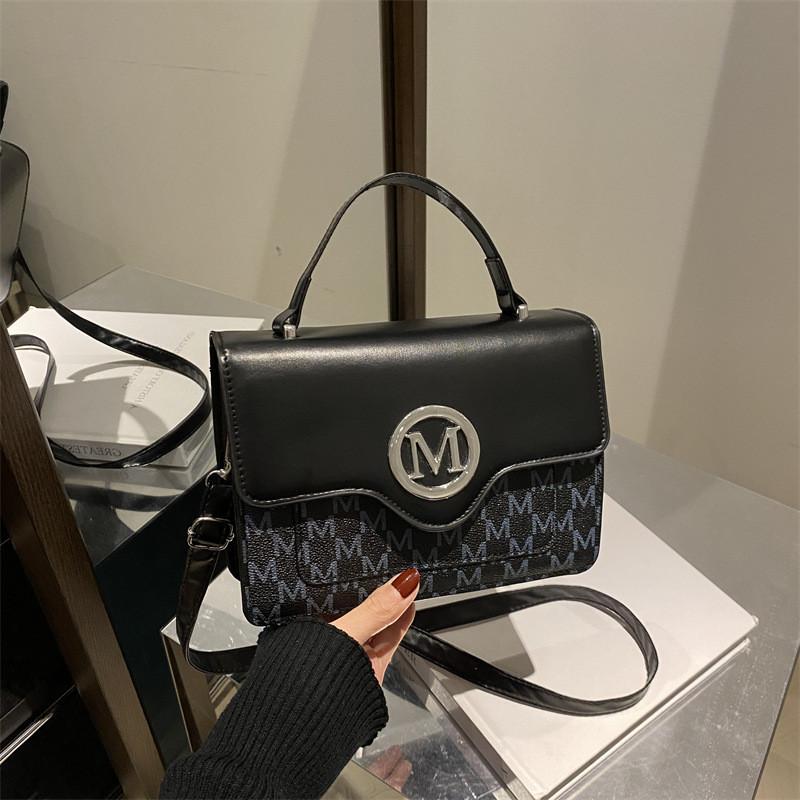 Shoulder Print Letter Bag Women Small Bag With Flap Closure For Daily Casual Use