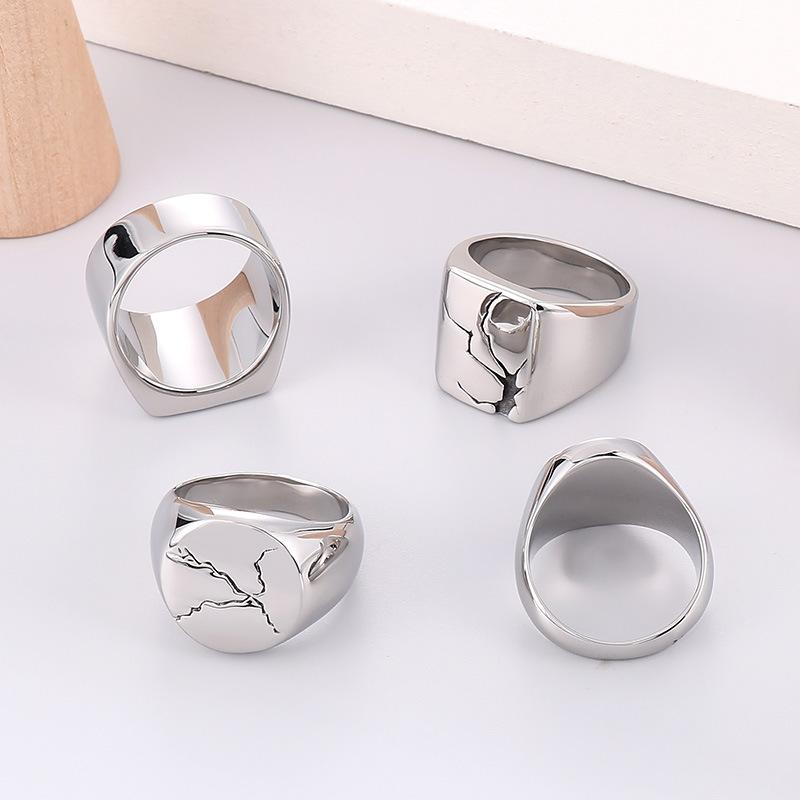 Trendiger Edelstahl Breitseiten-Fingerschlüssel, Einfaches Personalisiertes Design Schmierriss Rund Herrenring