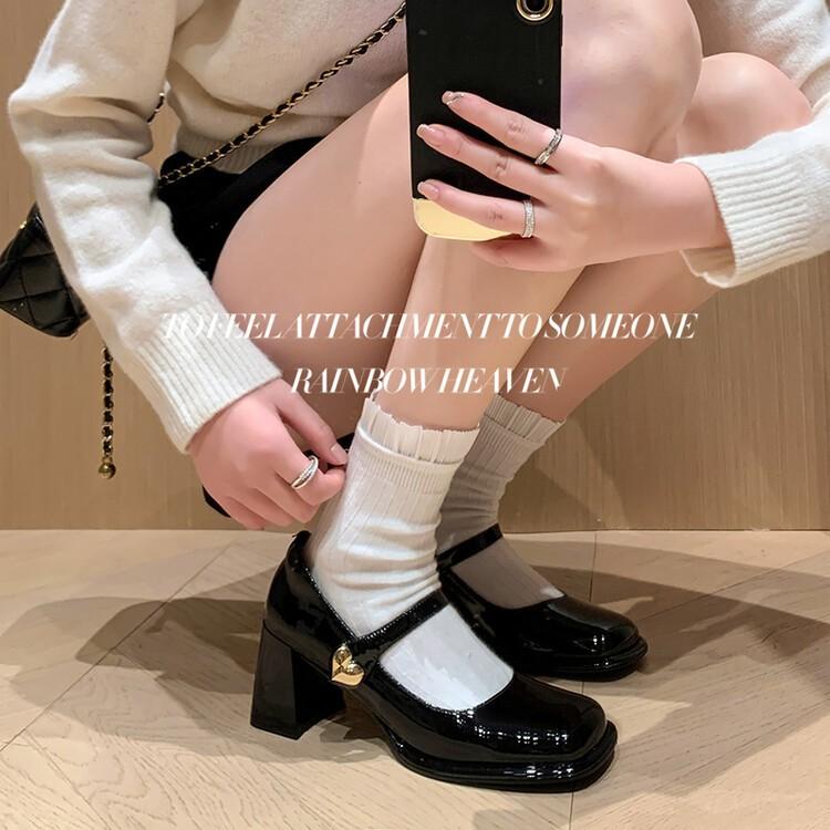 

Люблю туфли Мэри Джейн на высоком каблуке, кожаные туфли на толстом каблуке, одинарные туфли, весна 2025, новые, с квадратным носком, маленькие кожаные туфли, универсальные модные туфли для женщин 39 бордовый