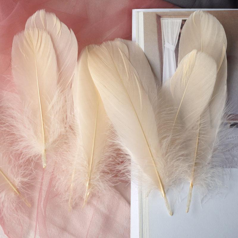 50Pcs Goose Feather Soft Big Floating Diy Sunflower Wall Decoration Dream Catcher Wing Decoration Handmade Material Colored Cat Stick Feather