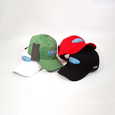 Berretti e cappelli – Berretti e cappelli con visiera