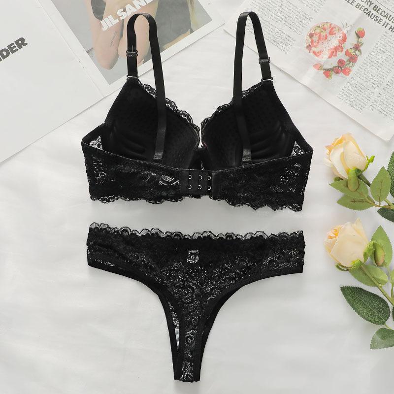 Ladies Spring and Summer Fashion New Lace Sexy Breathable Adjuster Underwear Suit