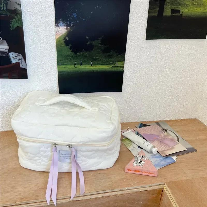 New Flower Pattern Women Makeup Bag Toiletries Cosmetic Organizer Zipper Bag Travel Wash Pouch Cosmetic Bag Female Make Up Bags