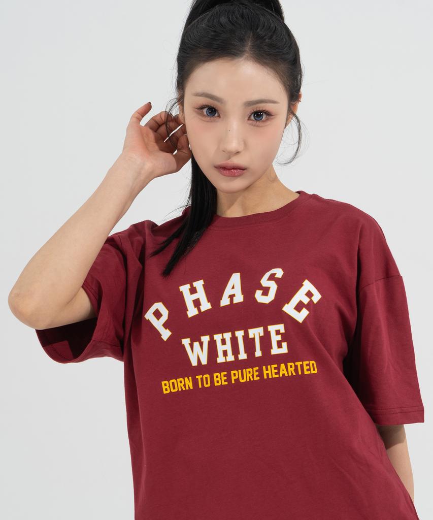 Peijeuhwaiteu [Phase_3] Pw College Tee_Burgundy / 8802026-St08