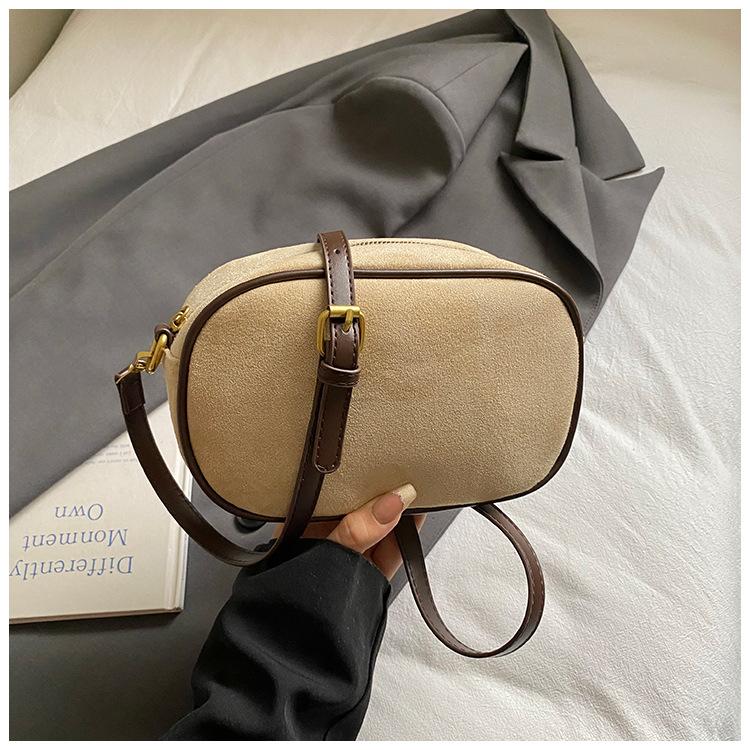 

Korean niche handbag women s 2025 new trendy fashion bowling bag high-end sense versatile shoulder messenger bag