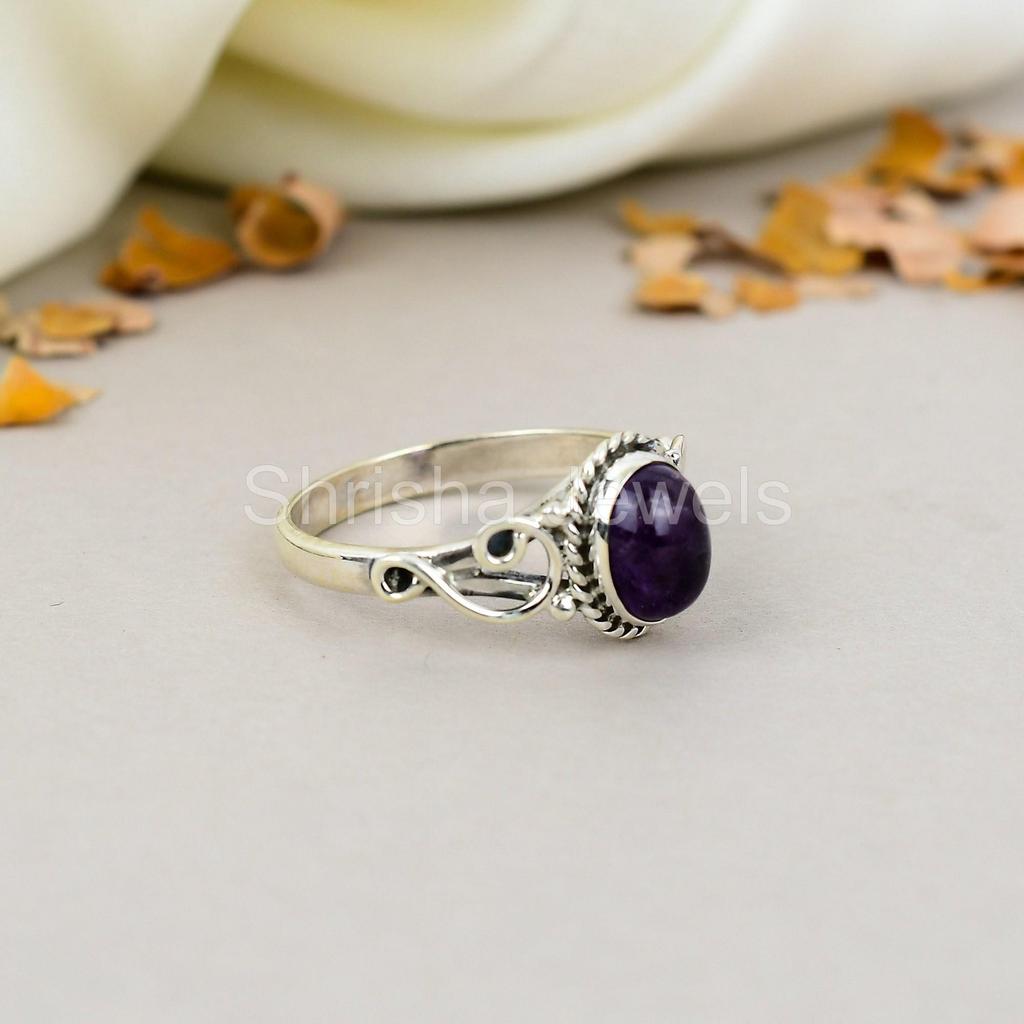 925 Sterling Silver Amethyst Oval Shape Purple Gemstone Ring For Women