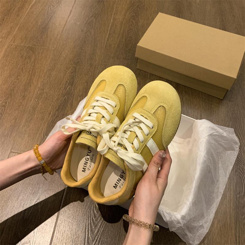 Retro women's shoes spring 2025 new flat-soled sports shoes lightweight casual soft-soled single shoes