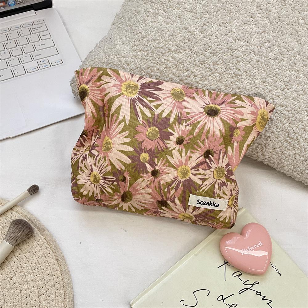Corduroy Floral Makeup Pouch Women Inner Bag Portable Large Capacity Makeup Case Cosmetic Organizer Bags Travel Toiletry Bag