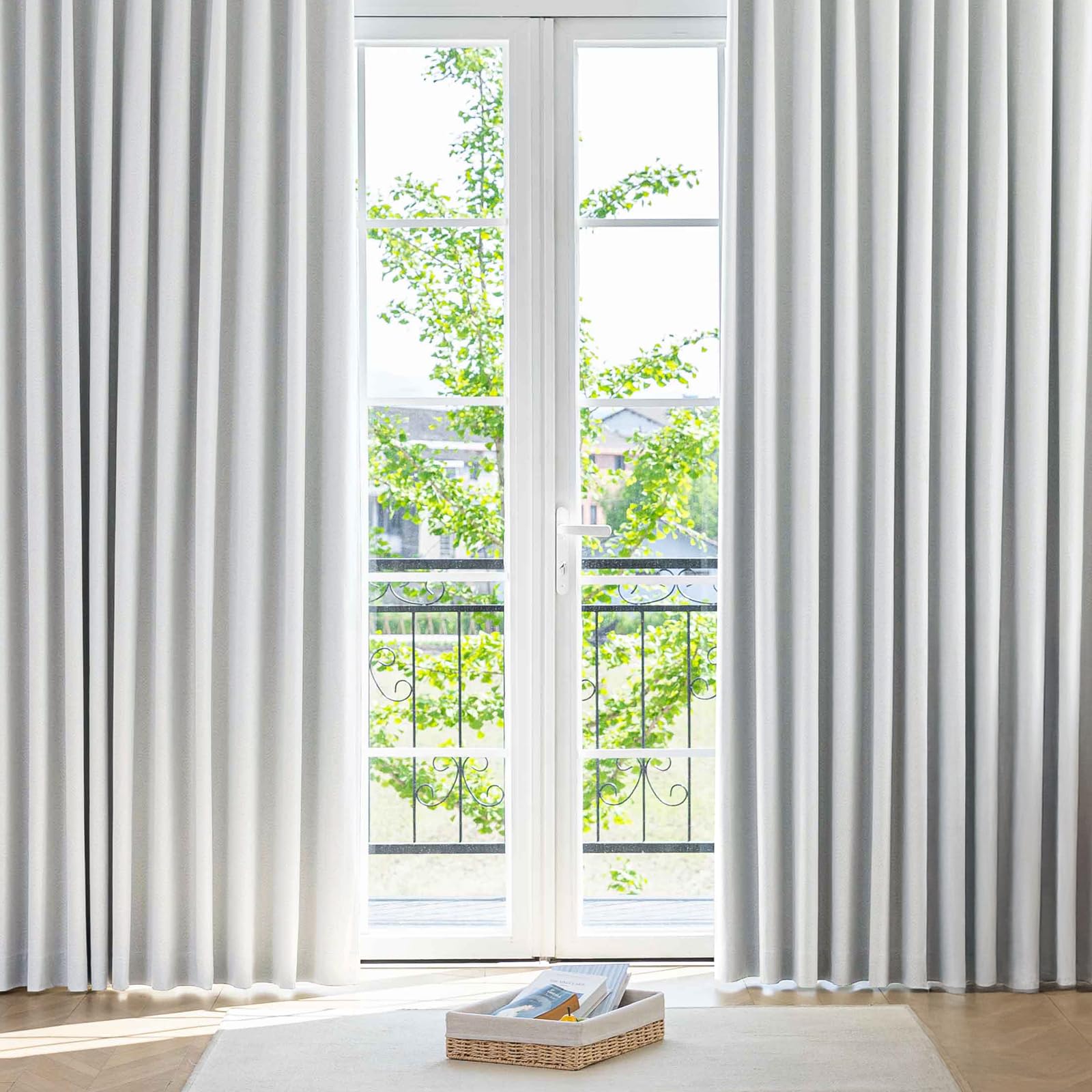 

AIFY Полный Легкий Легко Нагревающийся Термальный Энергетический УФ Комплект Шириной 100 х Длиной 90 Светло-Серые Шторы, Блэкаут, 100% Блокировка Света, Легкий, Установка,