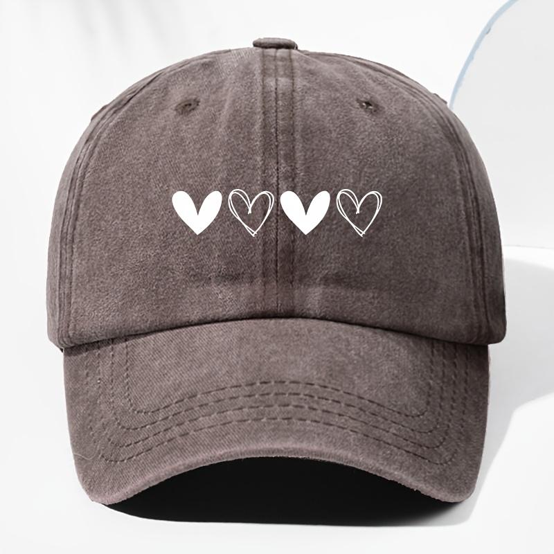 Unisex retro baseball cap with heart-shaped pattern for outdoor sun protection, suitable for truck drivers all year round.