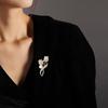 Women Alloy Brooch Pin, Tulip Shape Lapel Badge with Imitation Pearl Rhinestones Inlaid, Brooch Versatile Accessory for Sweaters Collars Hats Bags