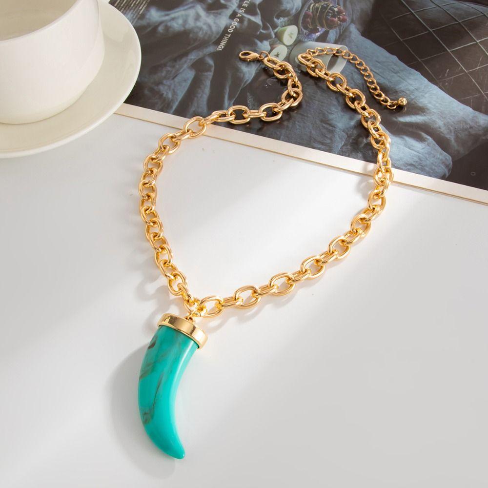 Ethnic Style Wolf Tooth Pendant Necklace Gold Punk Western Cowboy Style Necklace Jewelry Accessories Vintage Cow Horns Necklace