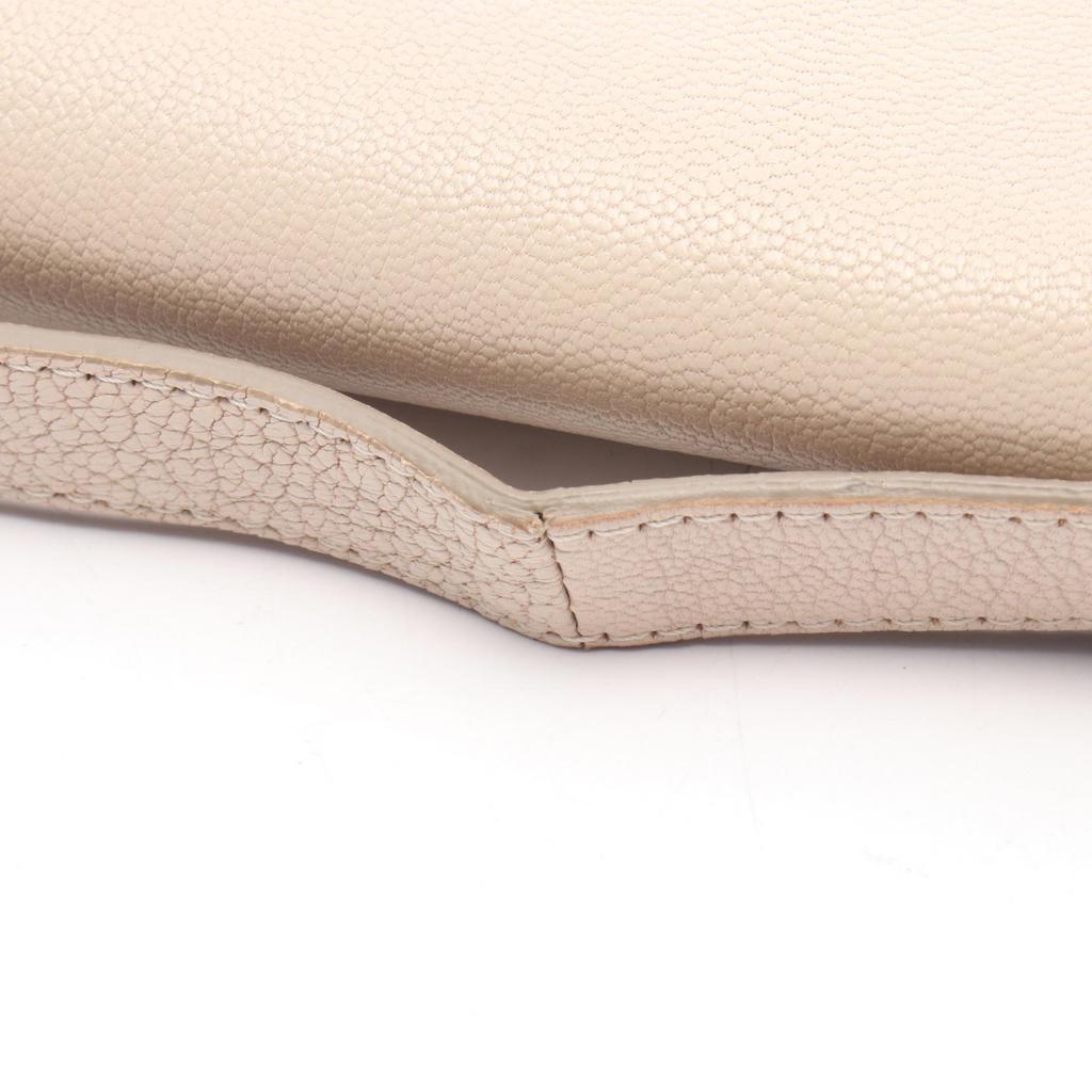 Used BURBERRY D ring Shoulder Bag leather Beige Used Women