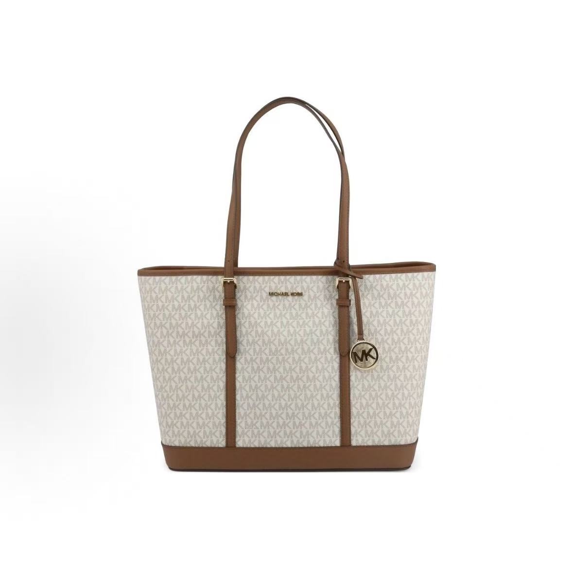 

Michael Kors Jet Set Travel Classic Monogram Tote Bag Women Tote Bag Vanilla-White 35S0GTVT1V-150 Basic Set (Bag+Dust Bag)