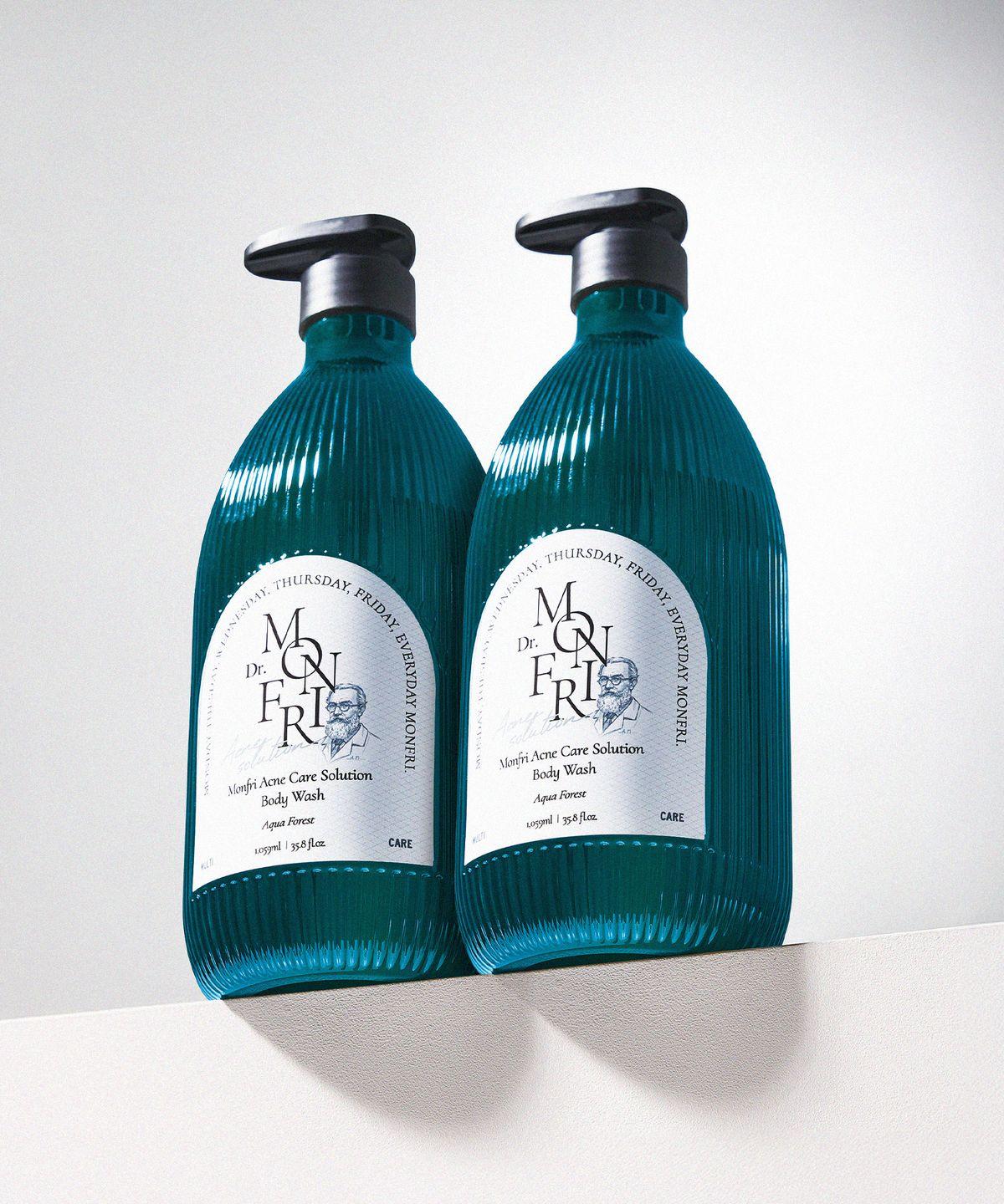 Kim Young-dae Acne Care Body Wash for Troubles, Back Acne, Chest Acne, Mildly Acidic Aqua Forest, 1059ml, 2 Pieces