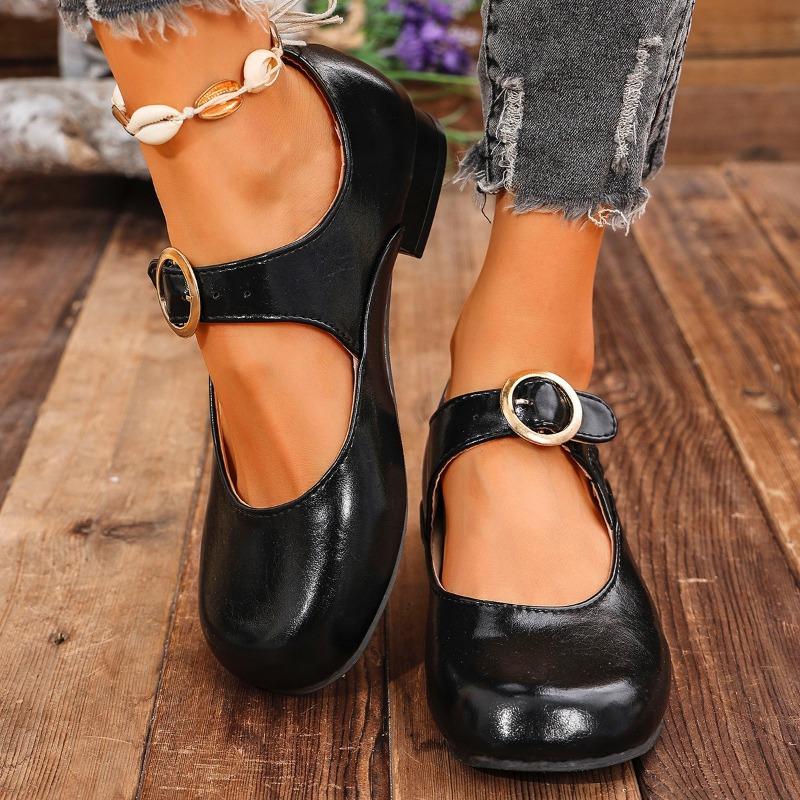 Spring and Autumn New Wind Medium Heel Large Size 35-43 Buckle Belt Shallow Mouth Single Shoes Single Shoes