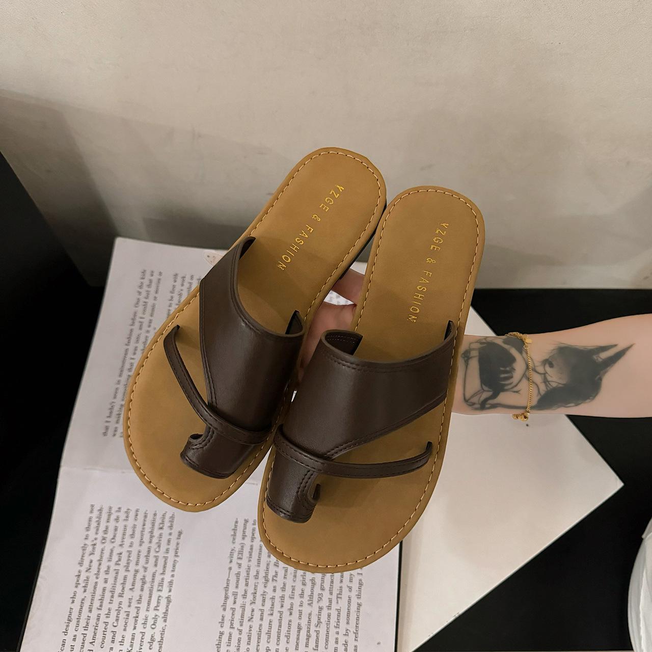 

Женские тапочки в римском стиле, модные женские шлепанцы на мягкой плоской подошве с застежкой на носок, уличные пляжные шлепанцы, летние шлепанцы 40 темно-коричневого