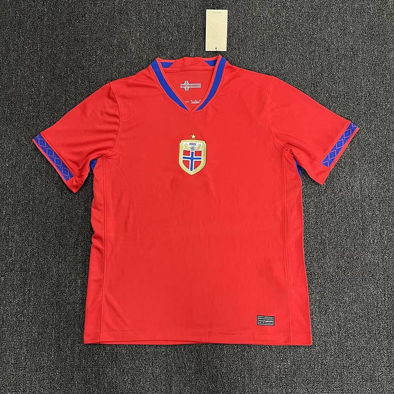 US, Canada and Mexico World Cup Germany, Argentina, Portugal, Italy, Mexico, England, Thai Football Fan Edition Top
