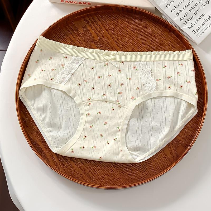 Women Mid Waist Pure Cotton Antibacterial Extended Crotch Plus Size Underwear