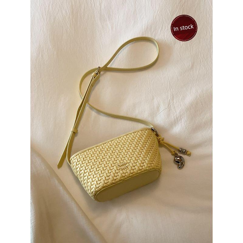 

South Style Chio2nd Vigorous Marseille Tote Bag Women s Summer Niche Style Mini Woven Bag Seaside Shoulder Messenger Bag Goose yellow