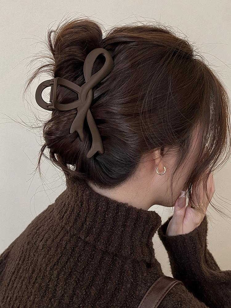 Premium Coffee-Colored Frosted Hairpin - Large All-Match Shark Clip for Elegant Hairstyles