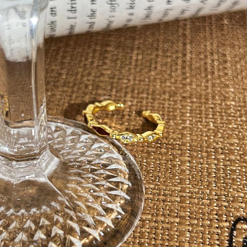 2026 French Retro Red Flower Open Ring Female Niche Design Sweet High-end Geometric Thin Ring Stacked Ring Resizable