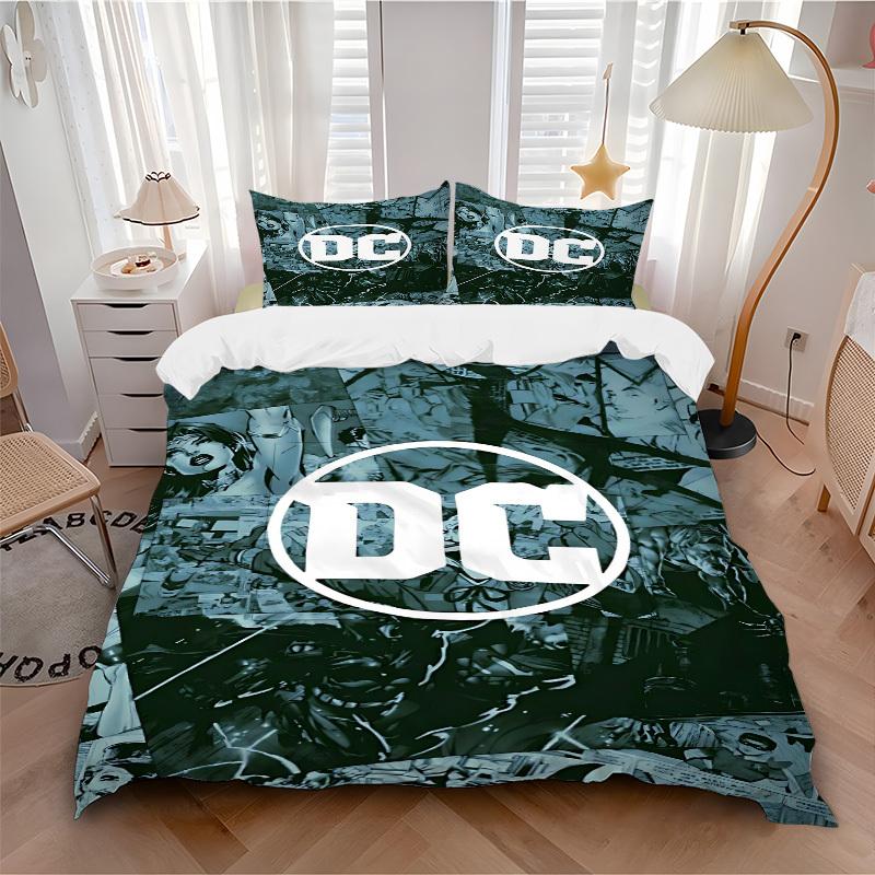 

3pcs Superheroes Comics Bedding Set, Soft Polyester Duvet Cover and Pillowcases Machine Washable Seasons all suitable & Guest Room Decor340 135x200cm