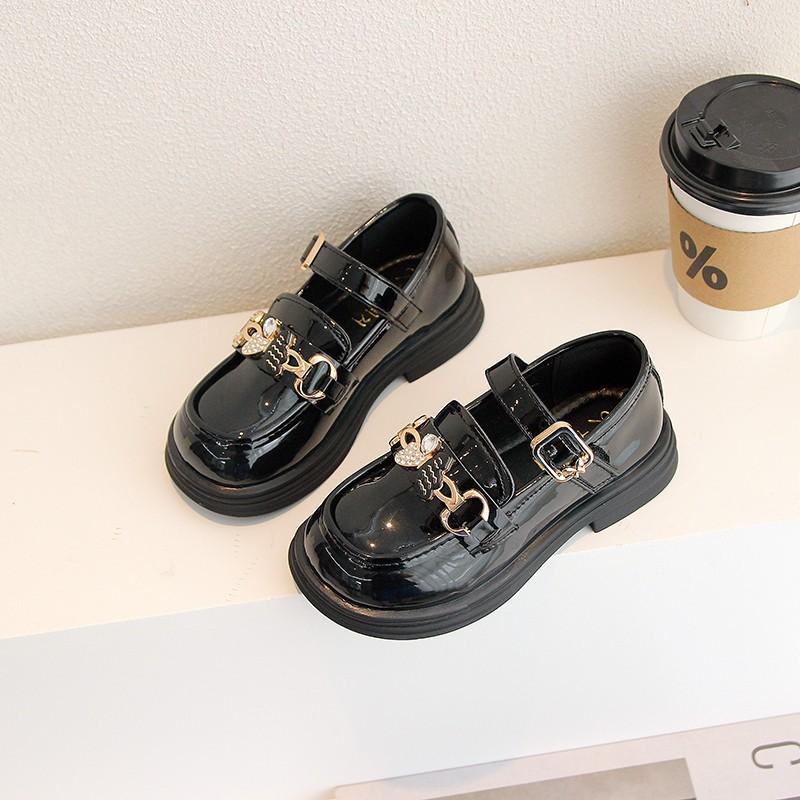 

Girls leather shoes 2025 spring soft-soled fashion princess shoes Girls middle-aged and older children s casual single shoes soft-soled small lea 27-31 yards whole box shot 50 pairs чорний