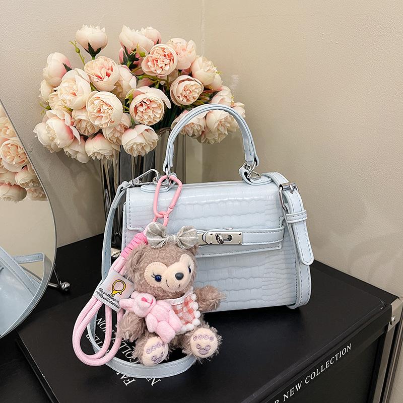 French Niche Texture Hand Bag 2025 New Women's Bag Fashionable Simple Messenger Bag Popular Casual Small Square Bag