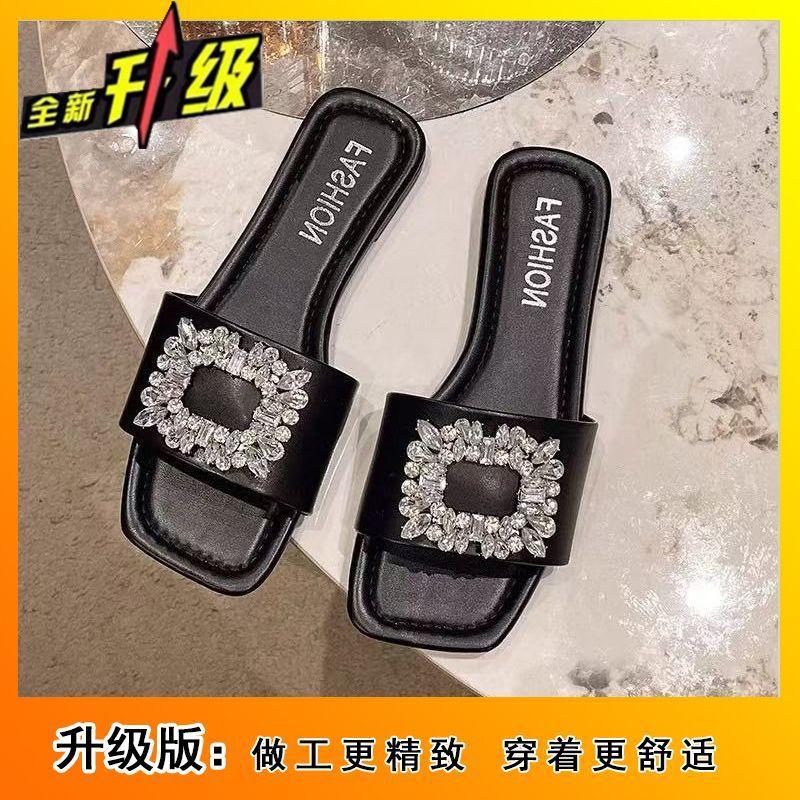 Delicate square buckle rhinestone flat bottom cool slippers beautiful one-word drag 2025 new summer wear premium slippers women